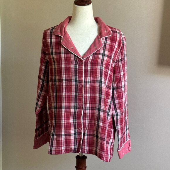 Set of two red & green Sundance Catalog plaid pajama tops - Medium - Picture 2 of 15